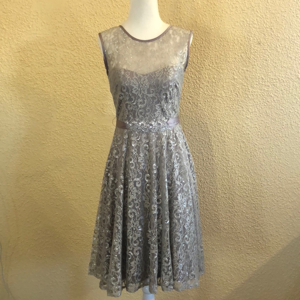 Pretty Dress 👗 by Betsy & Adam